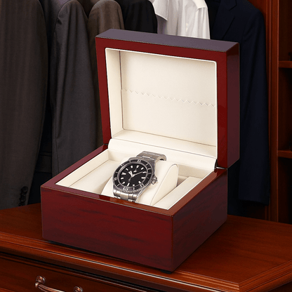 Premium Bamboo Watch Box – Lacquered Solid Wood Display Case | CHRONVAULT™